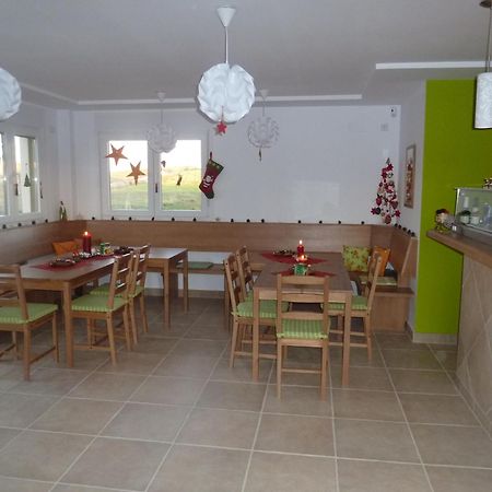 Hostal Moratinos Exterior photo
