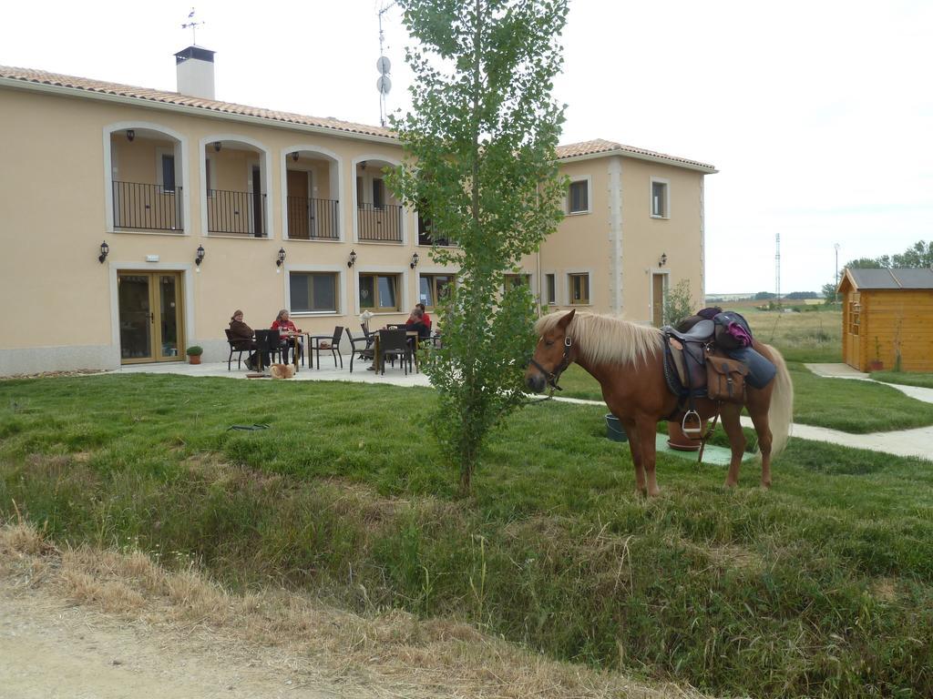 Hostal Moratinos Exterior photo